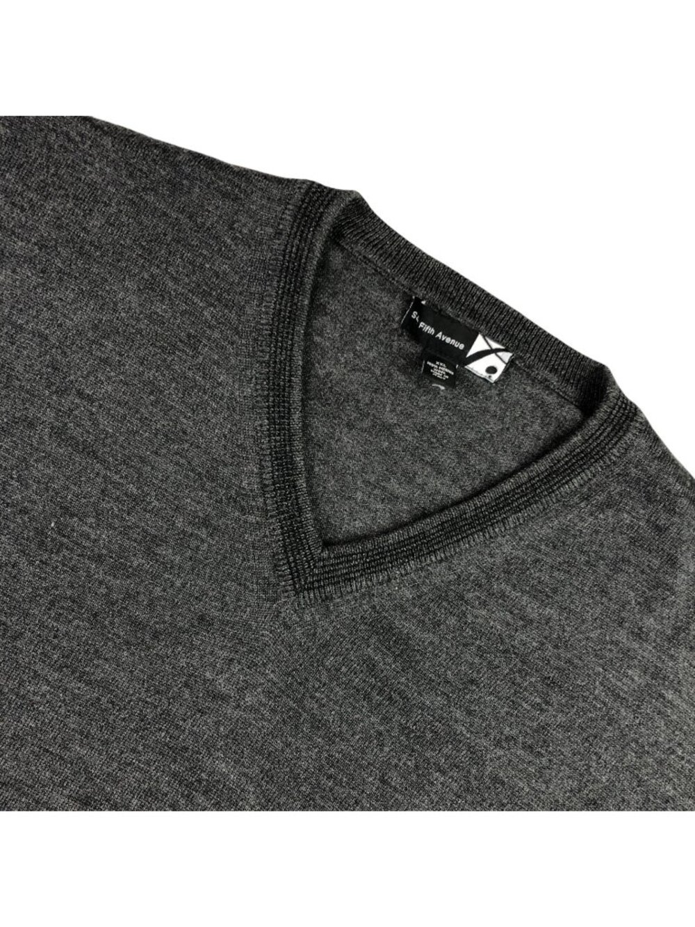 Saks Fifth Avenue Men’s 100% Wool V-Neck Pullover Sweater Gray • Italy • 2XL